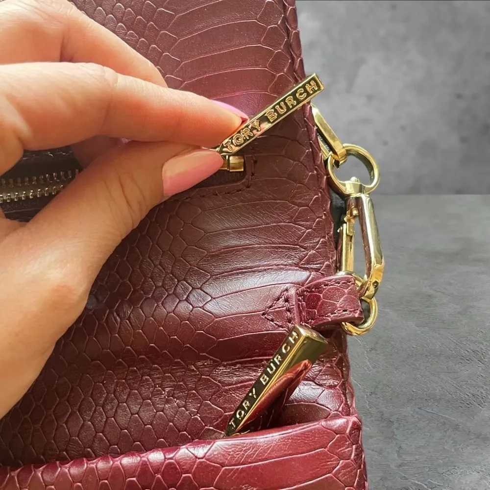 Tory Burch Burgundy Shoulder Bag with Gold Accents - Picture 8 of 16